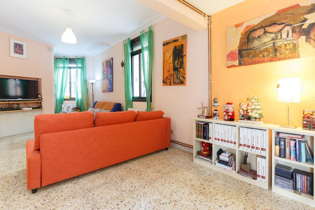 Barcelona Nice & Cozy Residencia De Estudiantes Εξωτερικό φωτογραφία