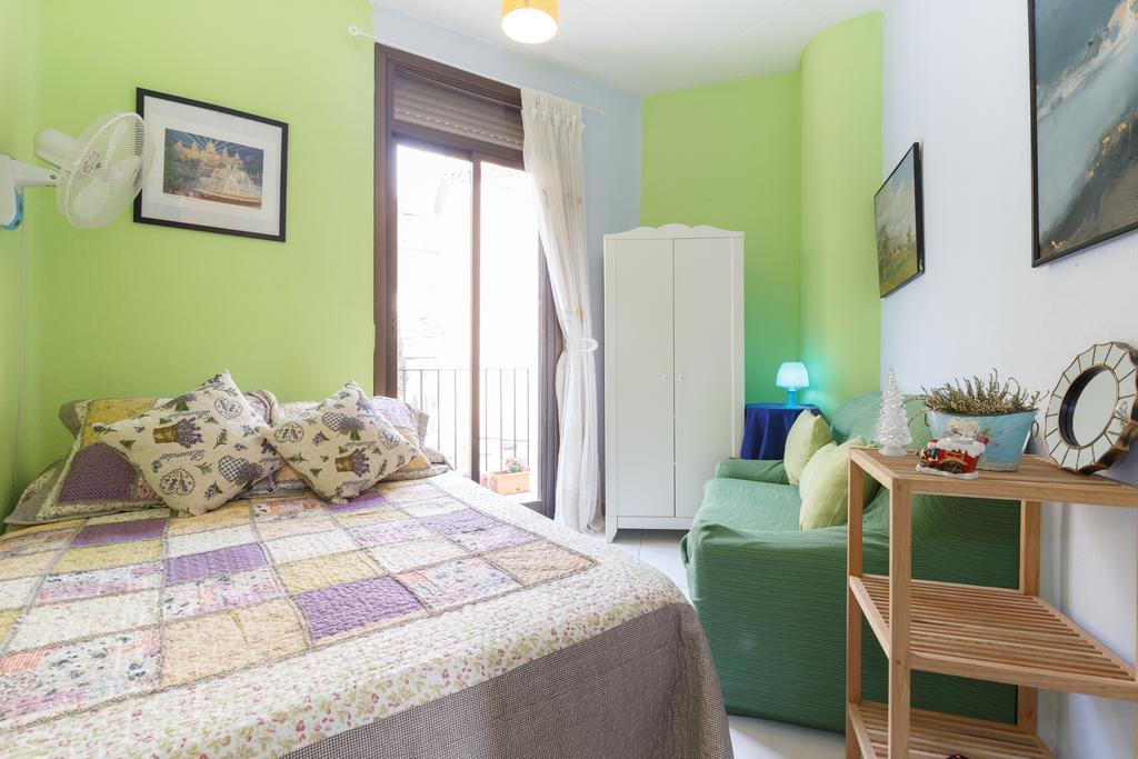 Barcelona Nice & Cozy Residencia De Estudiantes Εξωτερικό φωτογραφία